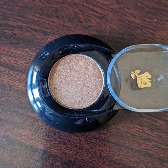 Lancome Rose Quartz Eyeshadow - Picture 1 of 2